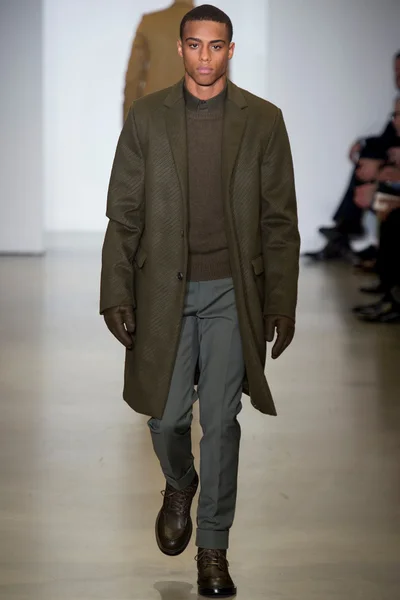 Look 37
